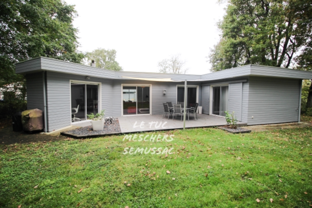 Maison Medis 110 m² sur 1600 m² de terrain Maison Medis 110 m² sur 1600 m² de terrain