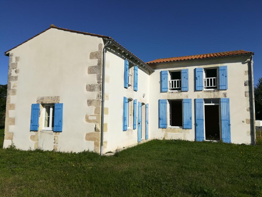 Maison Maison
