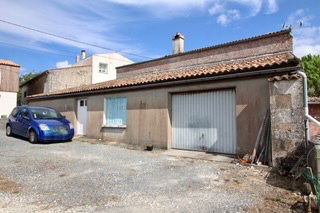 Maison Maison
