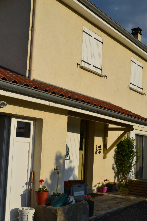 SAINT CHAMOND BELLE VILLA SUR 2 000 M² SAINT CHAMOND BELLE VILLA SUR 2 000 M²