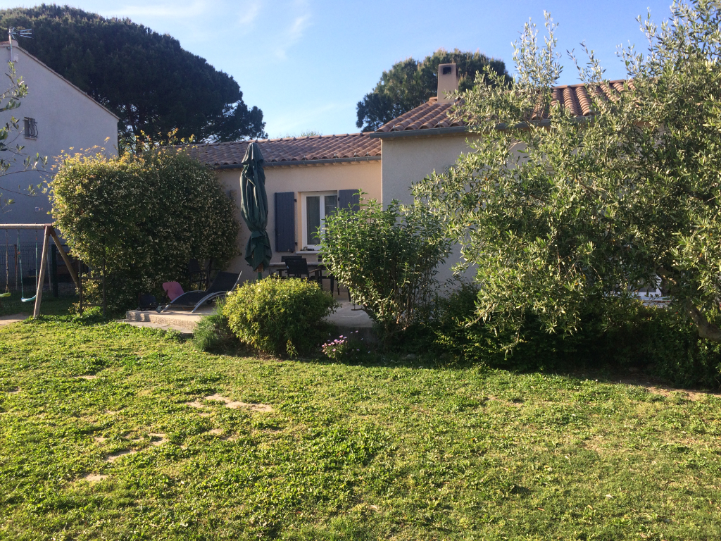 Maison Roquemaure 4 pièce(s) 96 m2 Maison Roquemaure 4 pièce(s) 96 m2