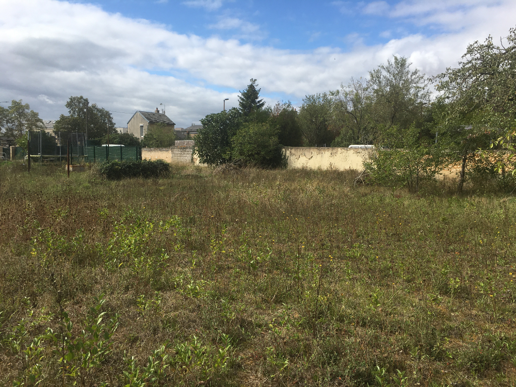 POITIERS OUEST TERRAIN CLOS ET PLAT CONSTRUCTIBLE A VIABILISER DE 1026 M2 PROCHE TOUTES COMMODITÉS EMPLACEMENT ÉLIGIBLE PINEL POITIERS OUEST TERRAIN CLOS ET PLAT CONSTRUCTIBLE A VIABILISER DE 1026 M2 PROCHE TOUTES COMMODITÉS EMPLACEMENT ÉLIGIBLE PINEL