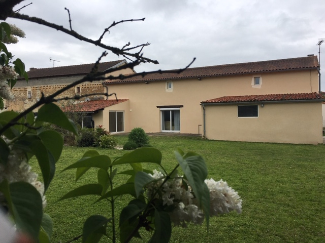 Maison Maison