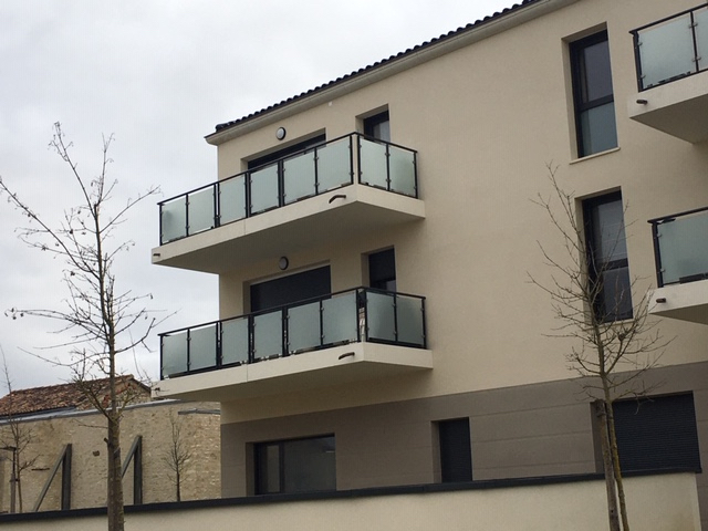NEUVILLE DE POITOU CENTRE T3 LOUE DE 66 M2 AVEC PARKING ET TERRASSE NEUVILLE DE POITOU CENTRE T3 LOUE DE 66 M2 AVEC PARKING ET TERRASSE