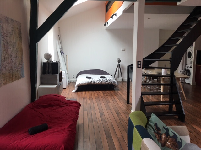 POITIERS COEUR DE PLATEAU LOFT 80 M2 AU SOL FORTE RENTABILITÉ POITIERS COEUR DE PLATEAU LOFT 80 M2 AU SOL FORTE RENTABILITÉ