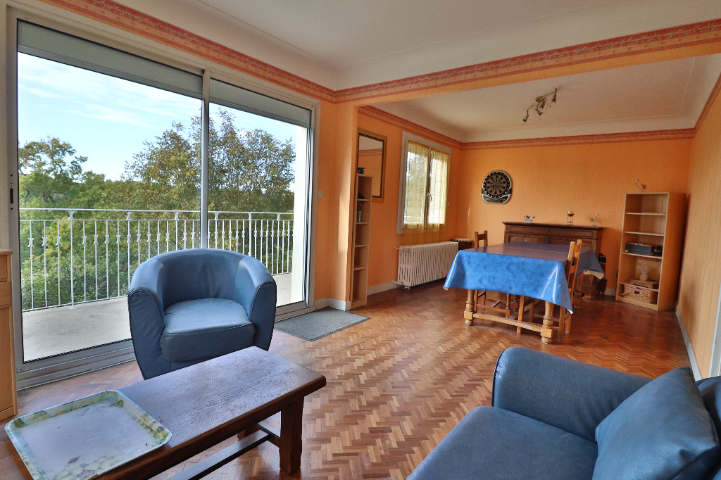 BIARD - MAISON ATYPIQUE VUE MAGNIFIQUE - 86m² - 3 CHAMBRES - PROXIMITE COMMERCES BIARD - MAISON ATYPIQUE VUE MAGNIFIQUE - 86m² - 3 CHAMBRES - PROXIMITE COMMERCES