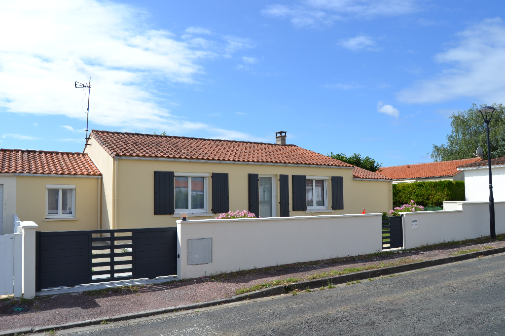 Maison Pons 4 pièce(s) 104 m2 Maison Pons 4 pièce(s) 104 m2