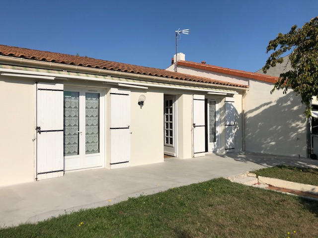 Maison Pons(17) 110 m2 Maison Pons(17) 110 m2