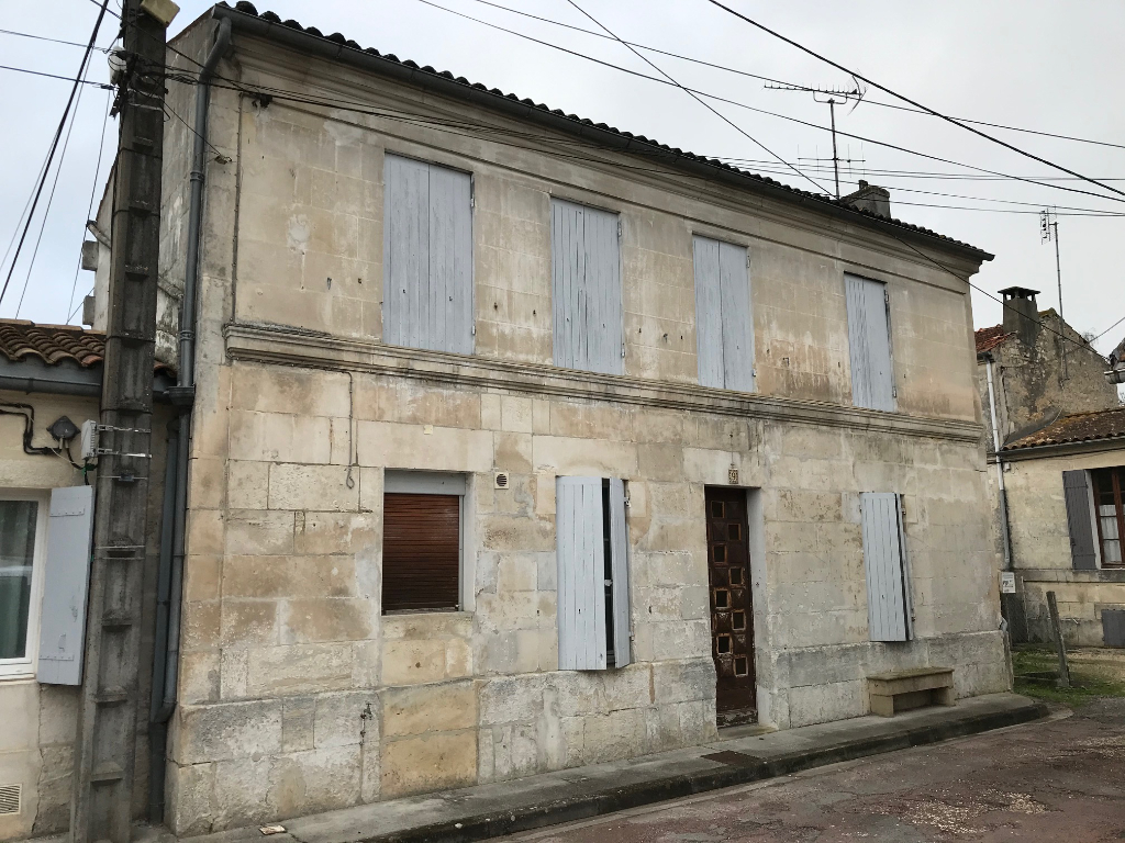 Maison Saintes (17) rive droite Maison Saintes (17) rive droite