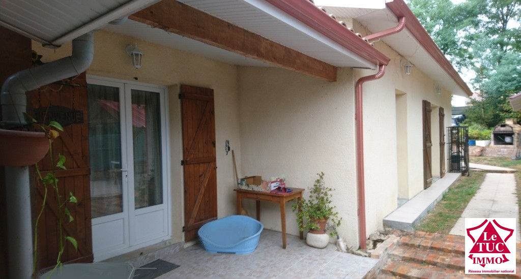 MARCILLAC Beaucoup de potentiel pour ce bien immobilier MARCILLAC Beaucoup de potentiel pour ce bien immobilier