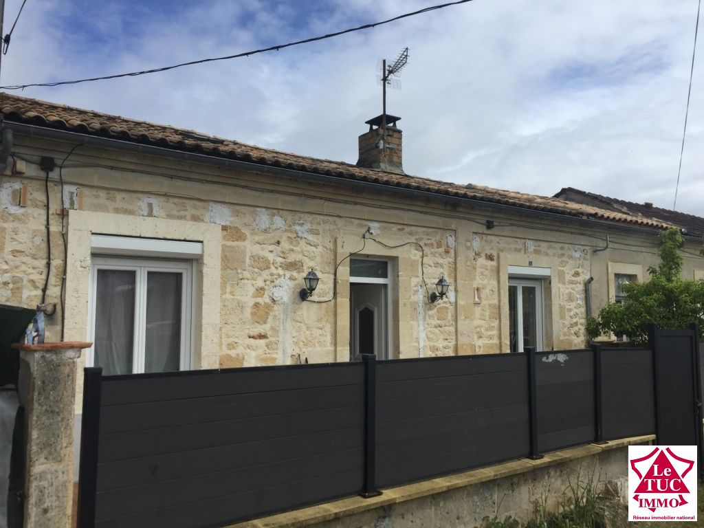 Maison Saint Yzan De Soudiac 5 pièce(s) 72 m2 Maison Saint Yzan De Soudiac 5 pièce(s) 72 m2