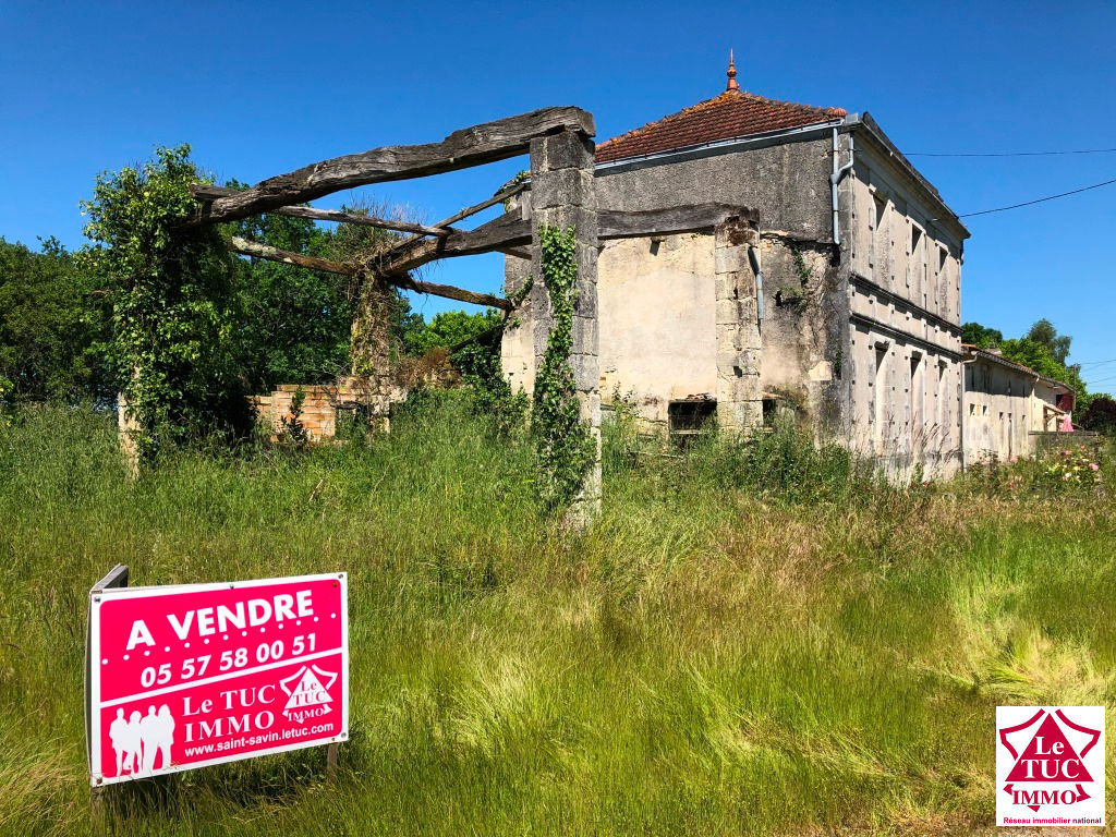 SAINT-SAVIN GIRONDINE A RESTAURER SAINT-SAVIN GIRONDINE A RESTAURER