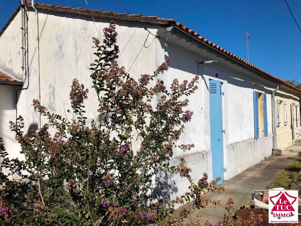 MAISON PROCHE ST SAVIN MAISON PROCHE ST SAVIN