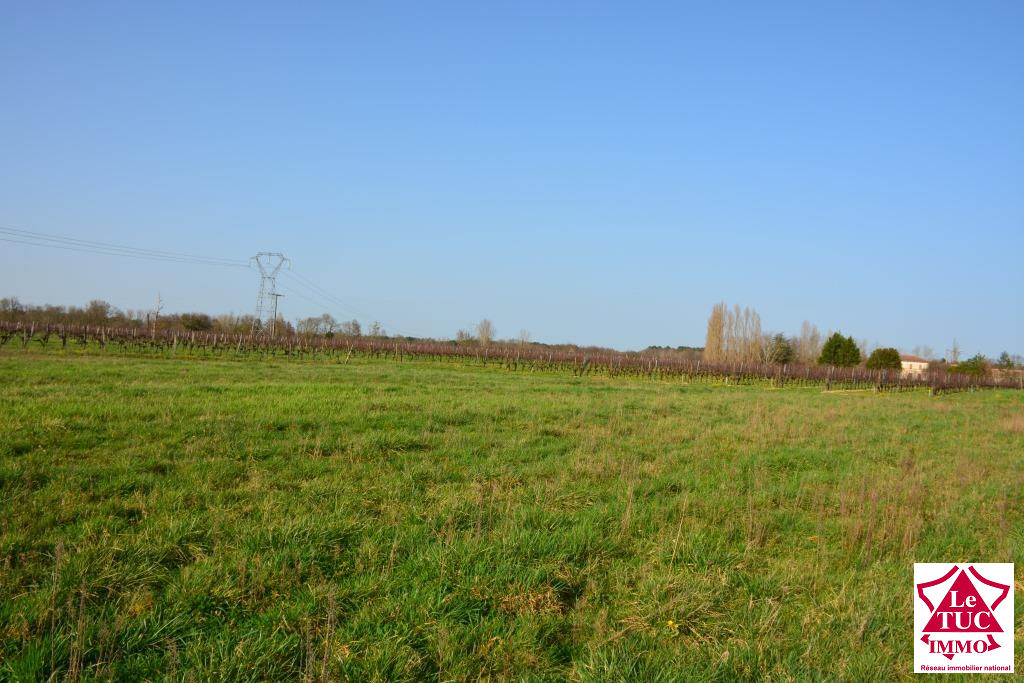 GENERAC (33) Terrain constructible en deuxième ligne de 1 200 m² GENERAC (33) Terrain constructible en deuxième ligne de 1 200 m²