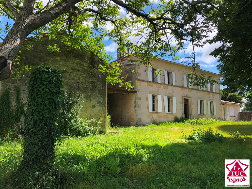 MAISON PIERRE PROCHE BLAYE 6 CHAMBRES MAISON PIERRE PROCHE BLAYE 6 CHAMBRES