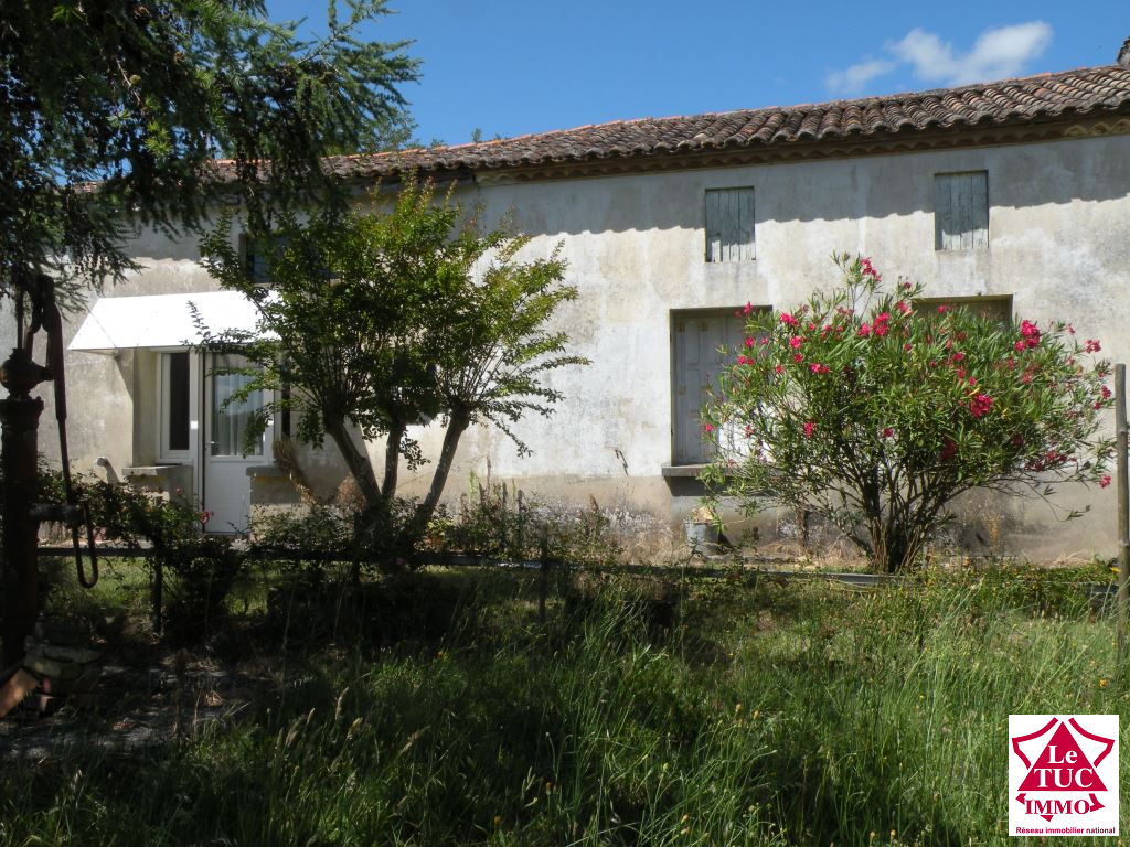 MARCILLAC Maison 95 m² avec dépendances sur 2 100 m² arboré MARCILLAC Maison 95 m² avec dépendances sur 2 100 m² arboré
