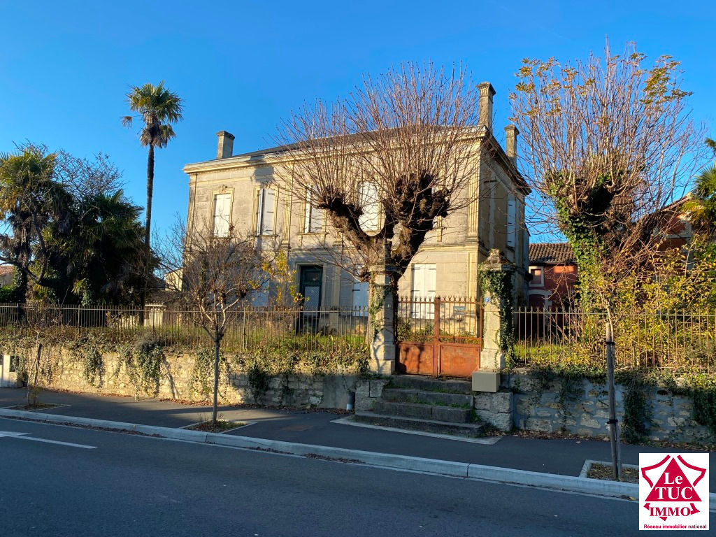 ST SAVIN MAISON AVEC 6 CHAMBRES ST SAVIN MAISON AVEC 6 CHAMBRES