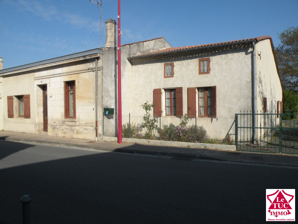 REIGNAC Maison plain pied 165 m² avec garage REIGNAC Maison plain pied 165 m² avec garage