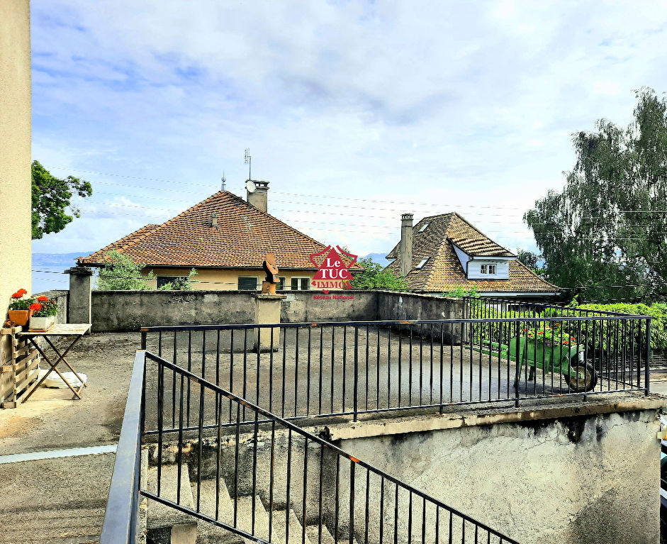 Lugrin T2 à rénover 48 m2, dans maison, avec terrasse et 85m2 de dépendances Lugrin T2 à rénover 48 m2, dans maison, avec terrasse et 85m2 de dépendances
