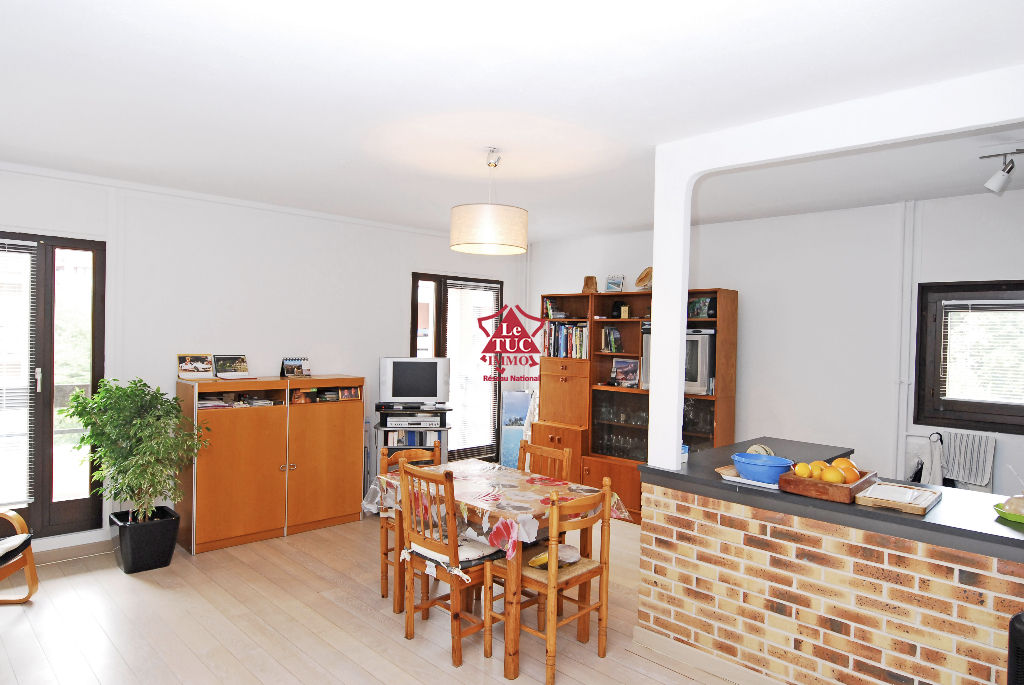 Thonon Les Bains , Vue lac, 4 pièce(s) 78.80 m2 Thonon Les Bains , Vue lac, 4 pièce(s) 78.80 m2