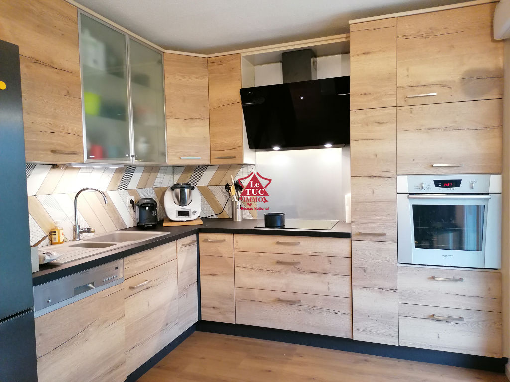Appartement Rez de Jardin Thonon Ouest 3 pièces 74 m2 + dépendances Appartement Rez de Jardin Thonon Ouest 3 pièces 74 m2 + dépendances