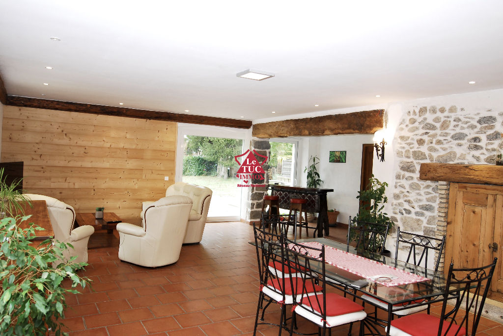 Maison 10 pièce(s) 370 m2 Maison 10 pièce(s) 370 m2