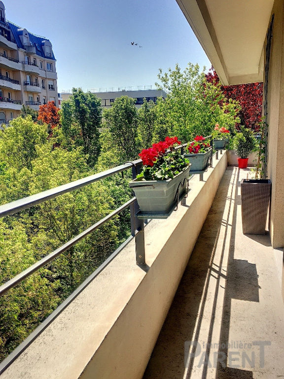 EXCLUSIVITE "Maison Blanche": Beau 5 pièces de 107.35 m2 EXCLUSIVITE "Maison Blanche": Beau 5 pièces de 107.35 m2