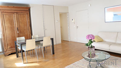 Appartement Châtillon 5 pièces , balcons, parkings et caves Appartement Châtillon 5 pièces , balcons, parkings et caves