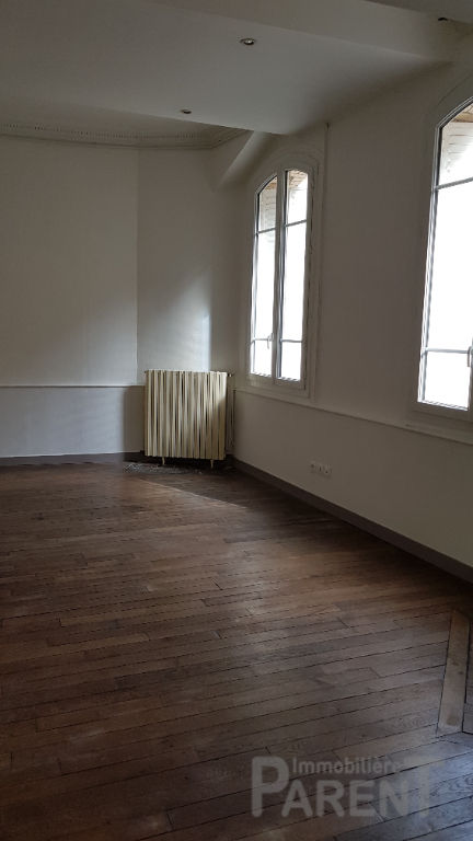 VANVES - 2 pièces de 46,10 m² VANVES - 2 pièces de 46,10 m²