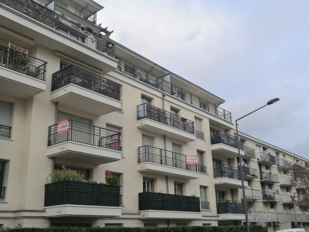 Châtillon 3 pièces 66.06 m2 + Balcons, box et cave Châtillon 3 pièces 66.06 m2 + Balcons, box et cave