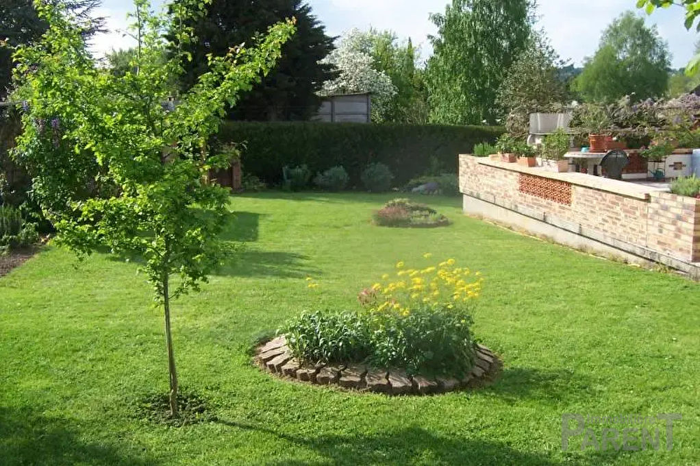 Maison 6 pièces 197m² Maison 6 pièces 197m²
