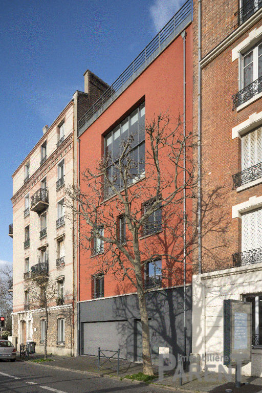 Maison d'architecte - Vanves Limite Paris 15 - Issy les Moulineaux - 280 m2 terrasses, garage, studio. Maison d'architecte - Vanves Limite Paris 15 - Issy les Moulineaux - 280 m2 terrasses, garage, studio.