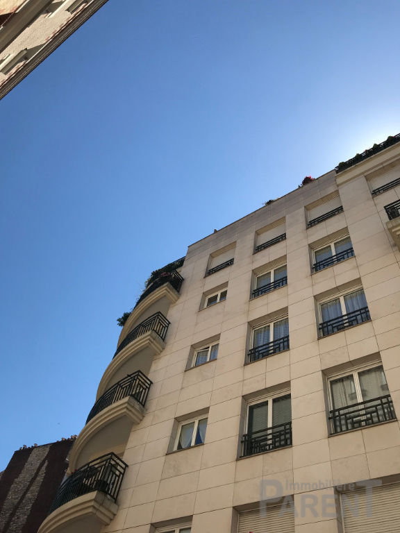 MONTROUGE - Studio de 25,75 m² MONTROUGE - Studio de 25,75 m²