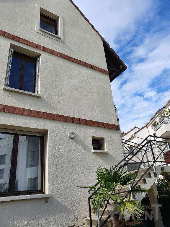 BAGNEUX - 3 pièces DUPLEX de 68,16 m² BAGNEUX - 3 pièces DUPLEX de 68,16 m²
