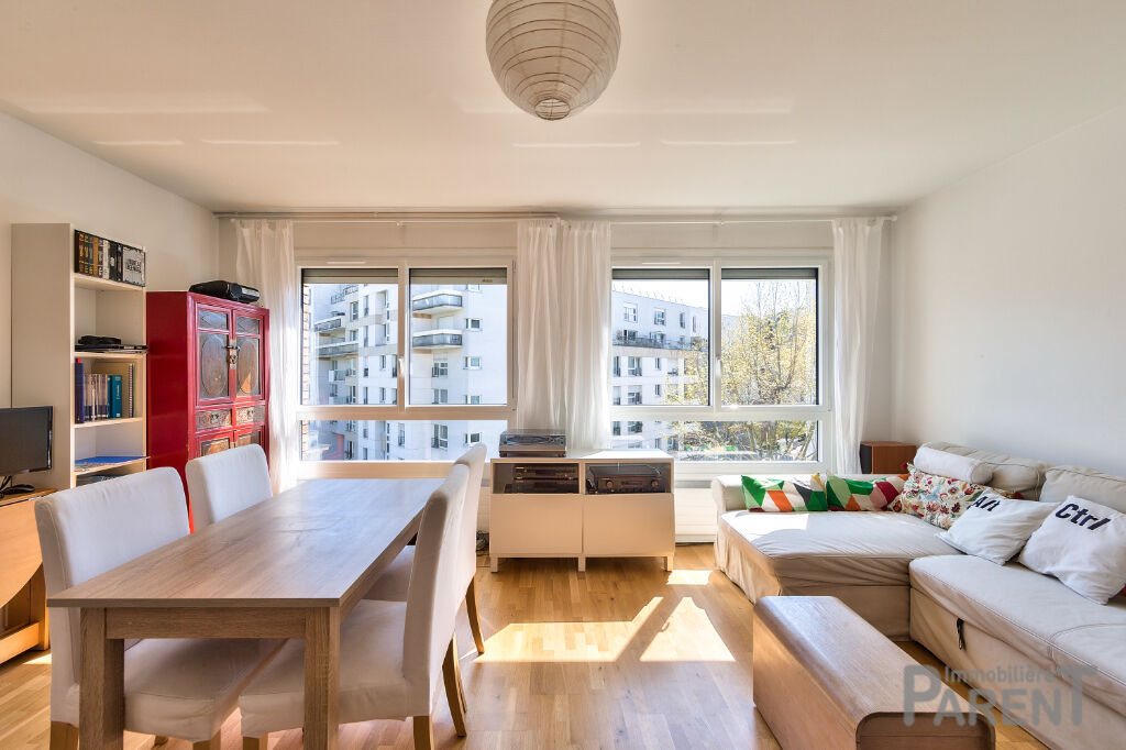 Appartement Issy Les Moulineaux 3 pièce(s) 63 m² Appartement Issy Les Moulineaux 3 pièce(s) 63 m²