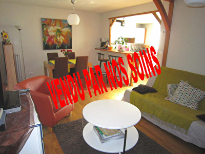 (M) MAISON EN PIERRE REZE - 3 pieces - 76,99 m2