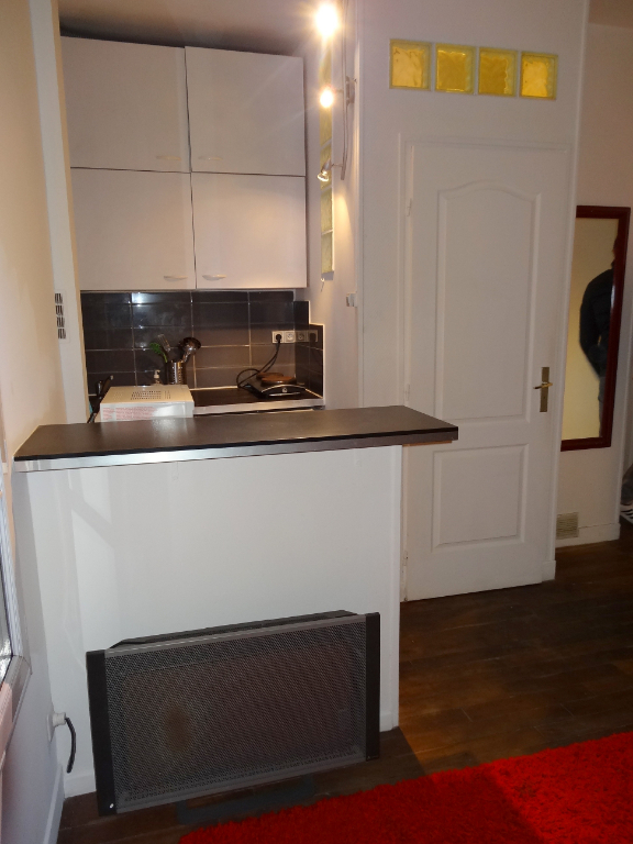 Appartement Chatou 1 pièce(s) 17 m2 Appartement Chatou 1 pièce(s) 17 m2