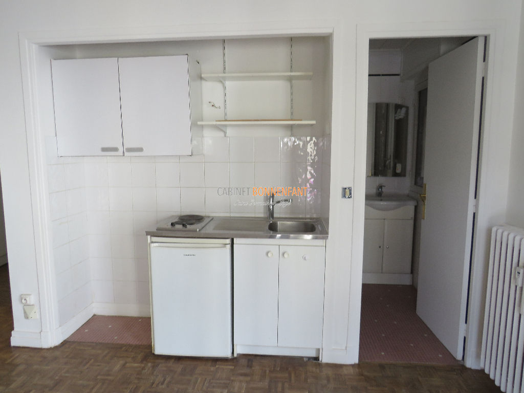 Appartement Saint Germain En Laye 1 pièce(s) 20.3 m2 Appartement Saint Germain En Laye 1 pièce(s) 20.3 m2