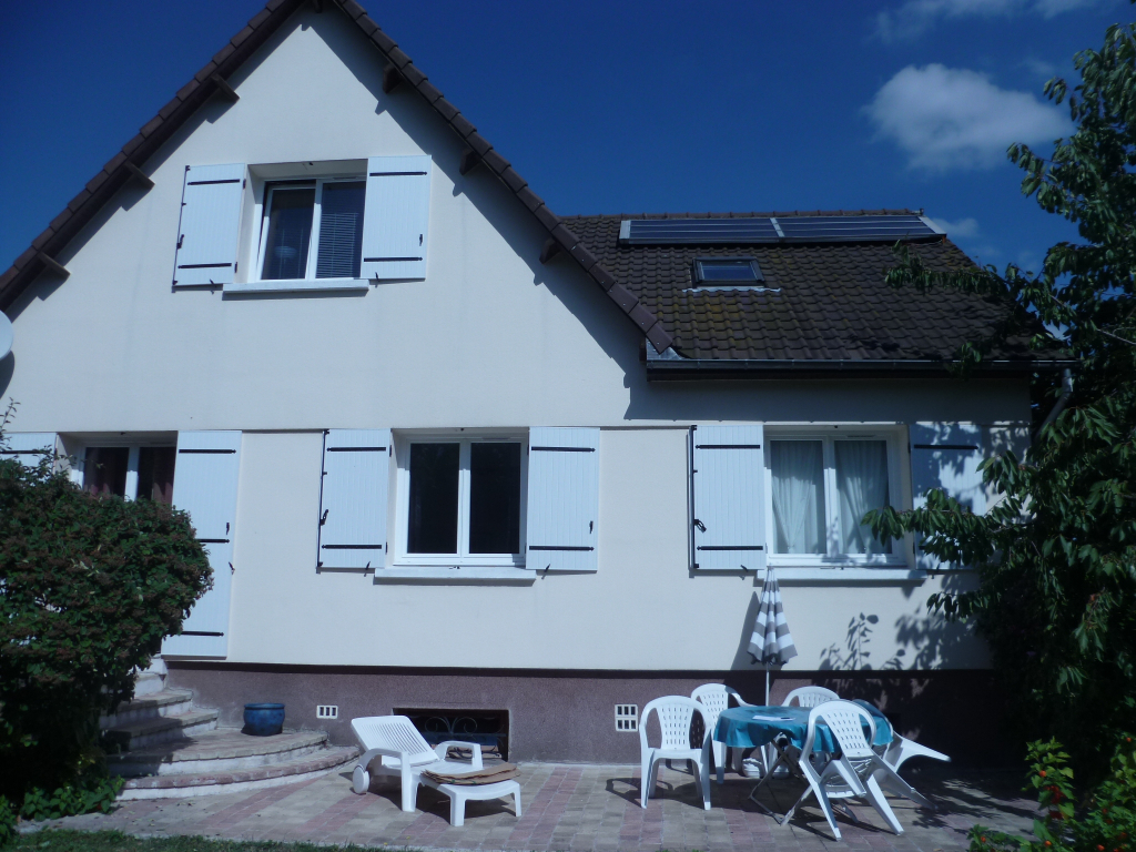 Maison Saint Germain En Laye 6 pièce(s) 130 m2 Maison Saint Germain En Laye 6 pièce(s) 130 m2