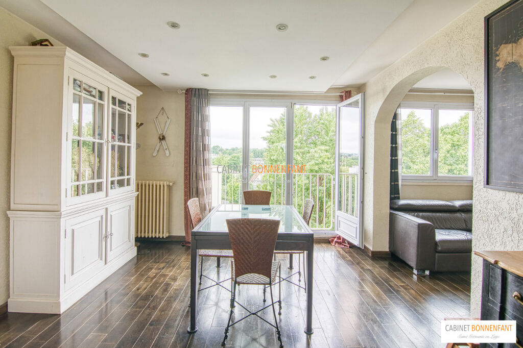 Appartement Saint Germain En Laye 5 pièce(s) 74.1 m2 Appartement Saint Germain En Laye 5 pièce(s) 74.1 m2