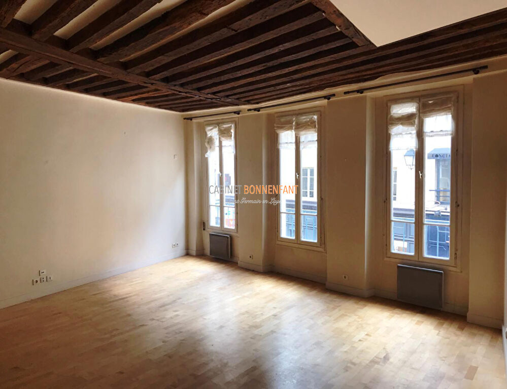 Appartement hyper centre St Germain 66 m² + terrasse Appartement hyper centre St Germain 66 m² + terrasse