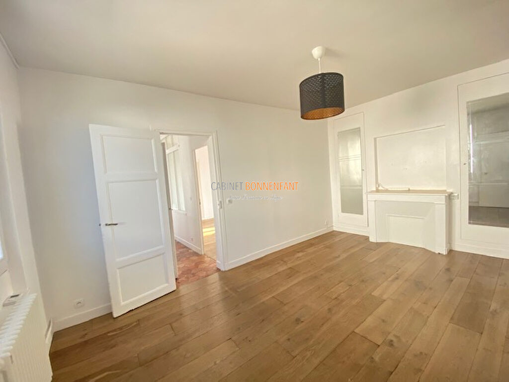 Appartement Saint Germain En Laye 2 pièce(s) 39 m2 Appartement Saint Germain En Laye 2 pièce(s) 39 m2