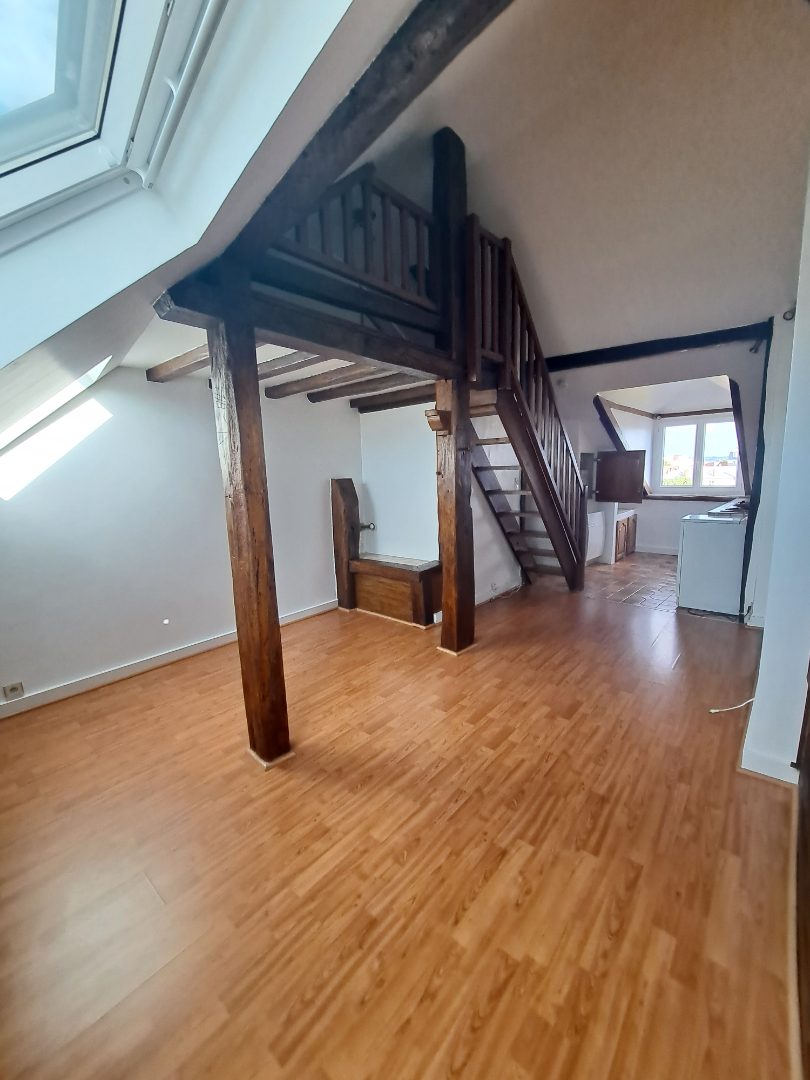 Appartement Saint Germain En Laye 1 pièce(s) 21.68 m2 Appartement Saint Germain En Laye 1 pièce(s) 21.68 m2