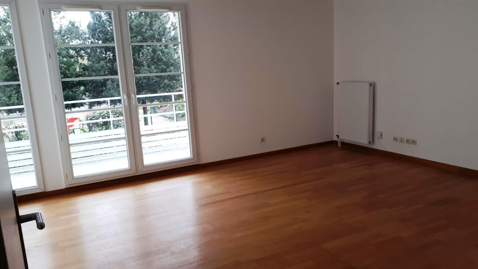Appartement 3 pièces St Germain en Laye - Ascenseur et Parking Appartement 3 pièces St Germain en Laye - Ascenseur et Parking