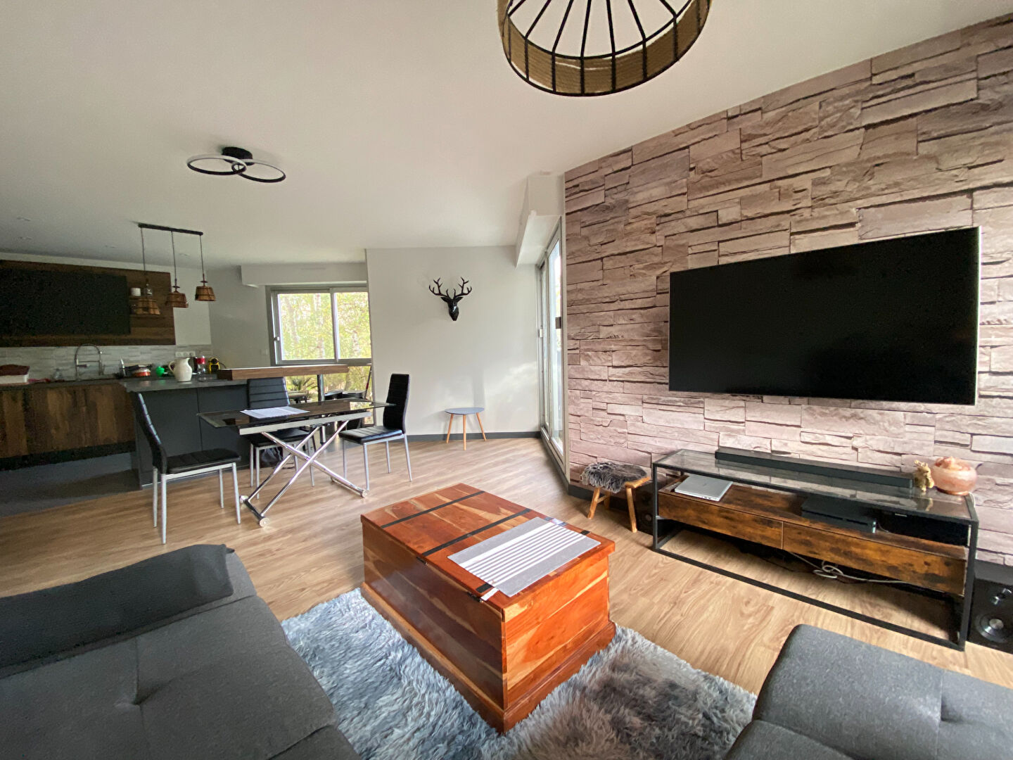 Appartement Saint Germain En Laye 2 pièce(s) 64 m2 Appartement Saint Germain En Laye 2 pièce(s) 64 m2