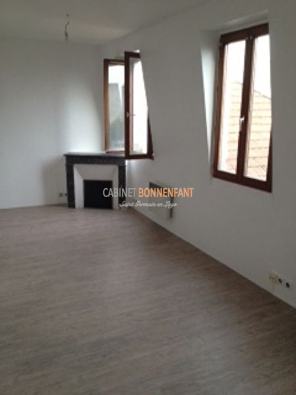 Appartement Saint-germain-en-laye 1 pièce(s) 30 m2 Appartement Saint-germain-en-laye 1 pièce(s) 30 m2