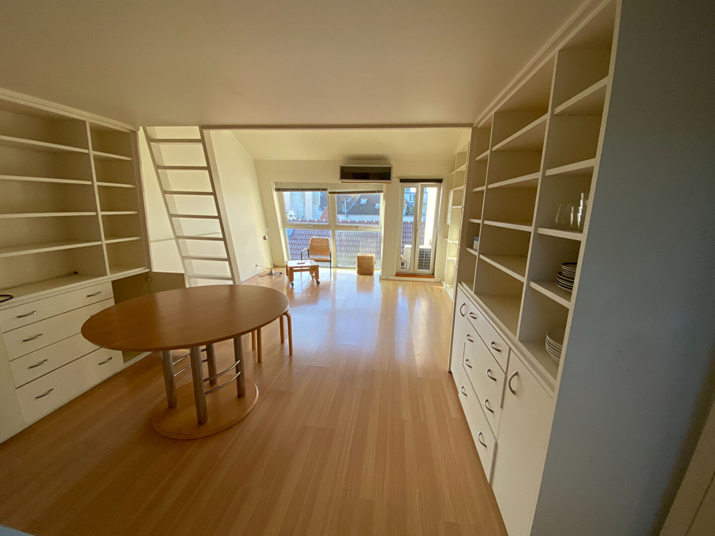 Appartement Saint Germain En Laye 1 pièce(s) 37 m2 Appartement Saint Germain En Laye 1 pièce(s) 37 m2