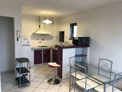 CARCASSONNE - Au coeur de la BASTIDE T2 duplex meuble 43 m2
