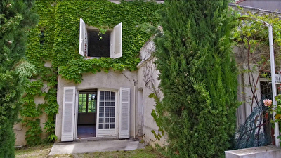 A VENDRE - CAVANAC 11570 - MAISON EN PIERRE DE 200 M2 - JARDIN