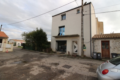 Maison a Villemoustaussou 5 pieces 145 m2